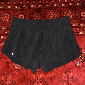 High waisted lulu running shorts in black